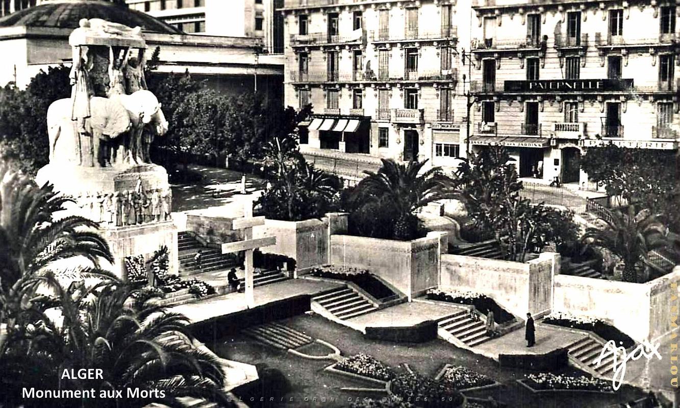 Alger - Monument aux Morts.jpg